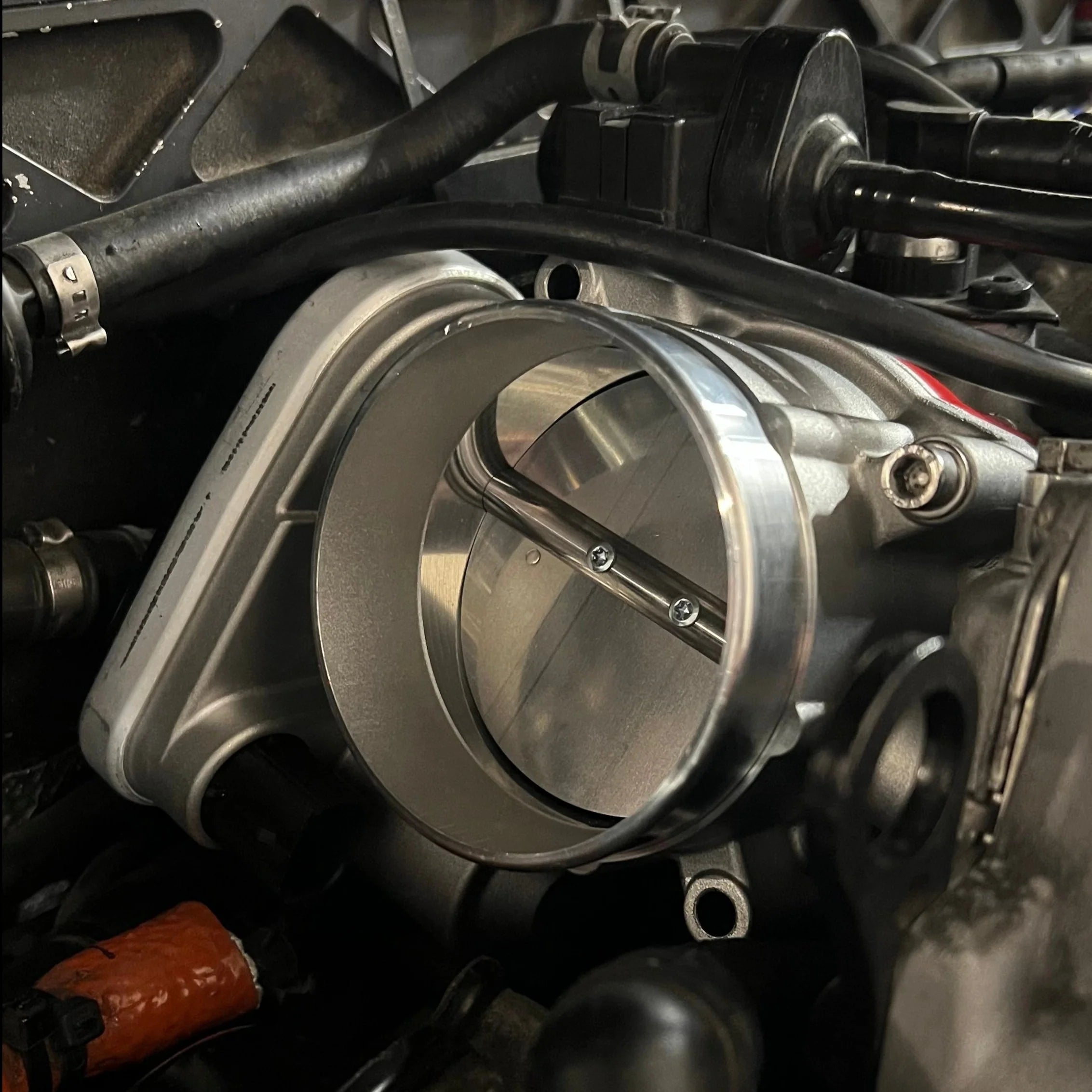 Hajus Throttle Body For Audi Skoda VW 2.4 2.8 3.0 V6 – OEM 078 133 062B – New