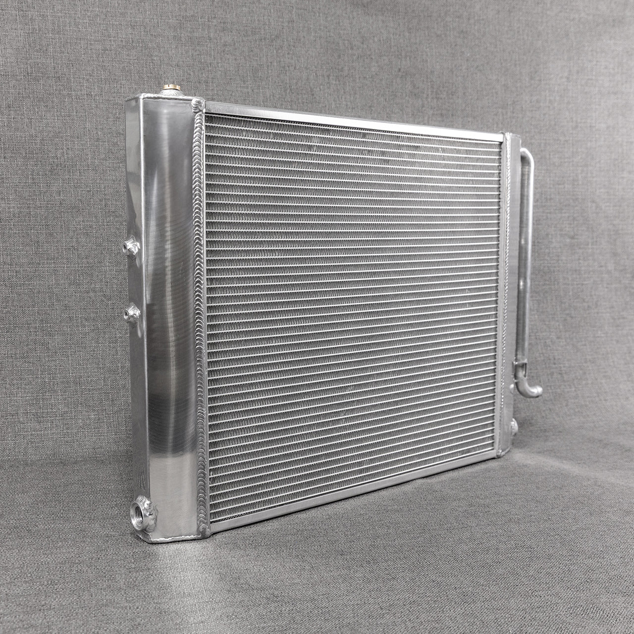 Merc Racing High Capacity heat exchanger for Audi S6, S7, A7, A6, Q5, SQ5, S4, S5 Polished